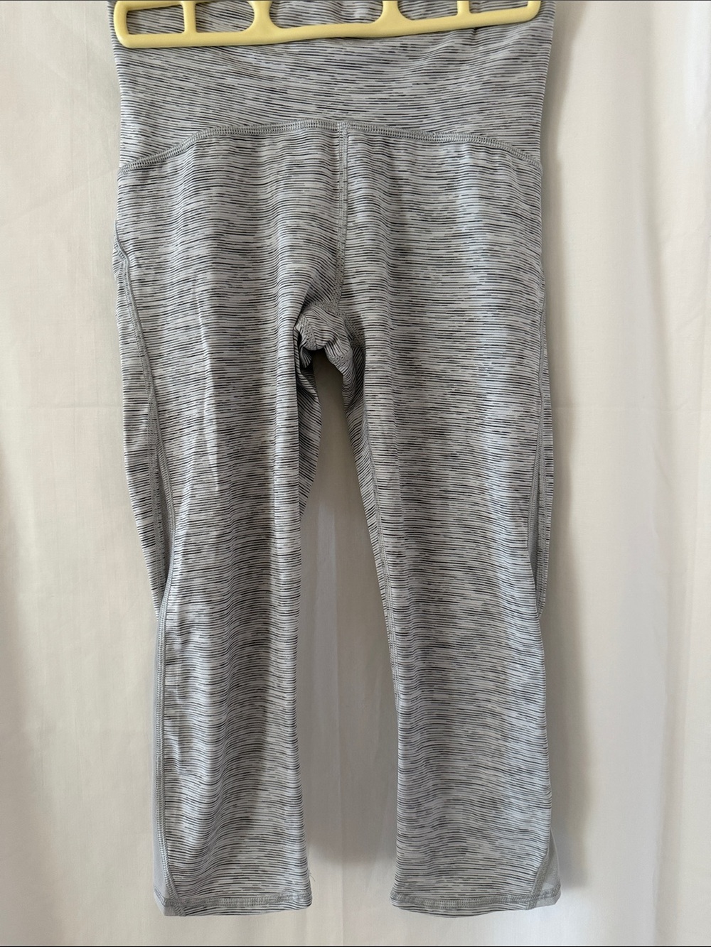 lululemon athletica Heathered Light Gray Women's Jeggings